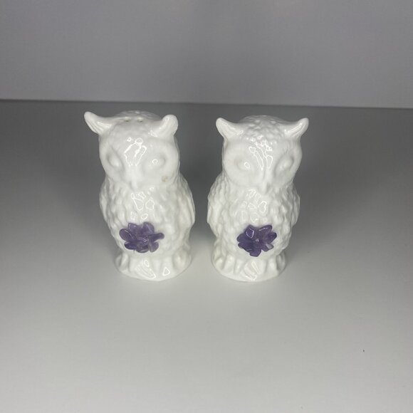 White Owl with Amethyst Flower Salt & Pepper Shakers - Picture 7 of 8